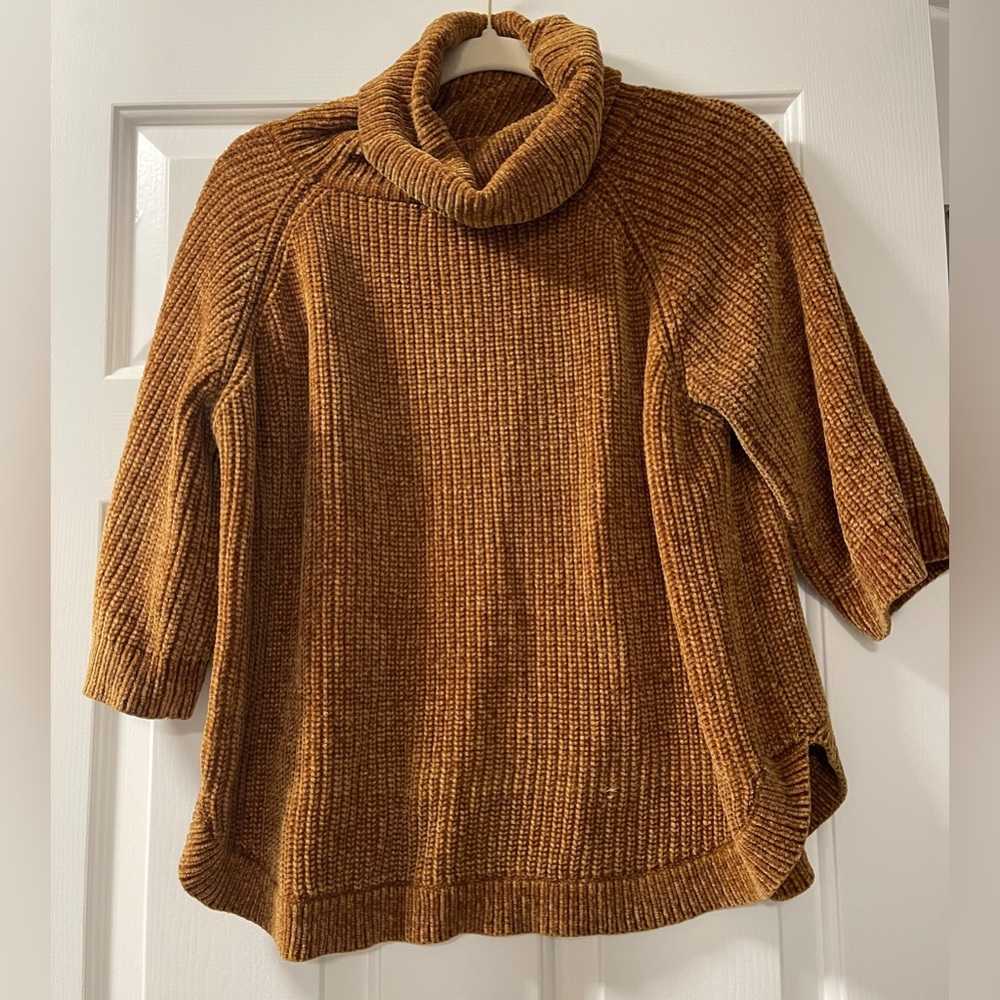 Turtleneck Sweater Top Size Small